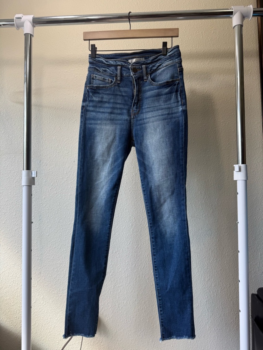 BKE Women's Medium Blue Skinny Jeans